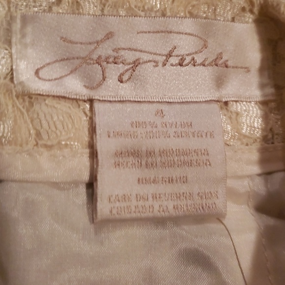 LACE SKIRT - Picture 2 of 5